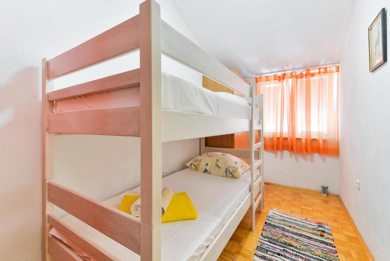 Family Friendly Apartments With A Swimming Pool Zadar - 18098 Exterior foto